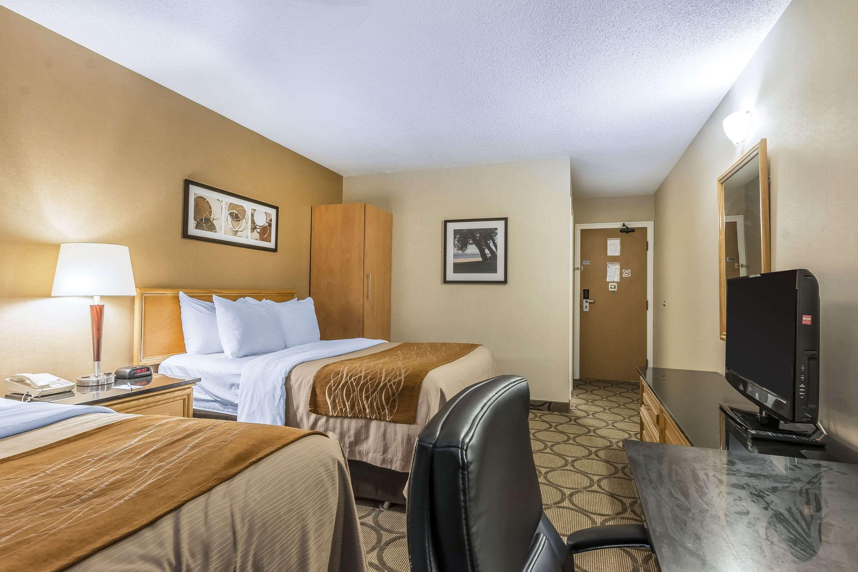 Comfort Inn Cobourg Exteriör bild
