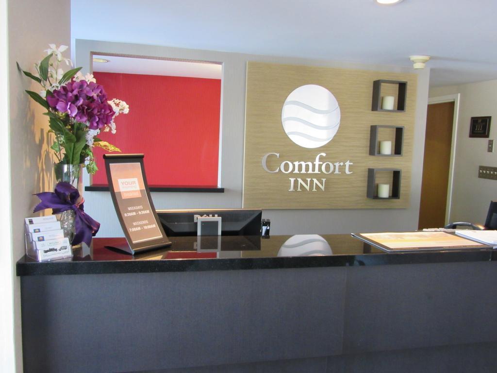 Comfort Inn Cobourg Exteriör bild