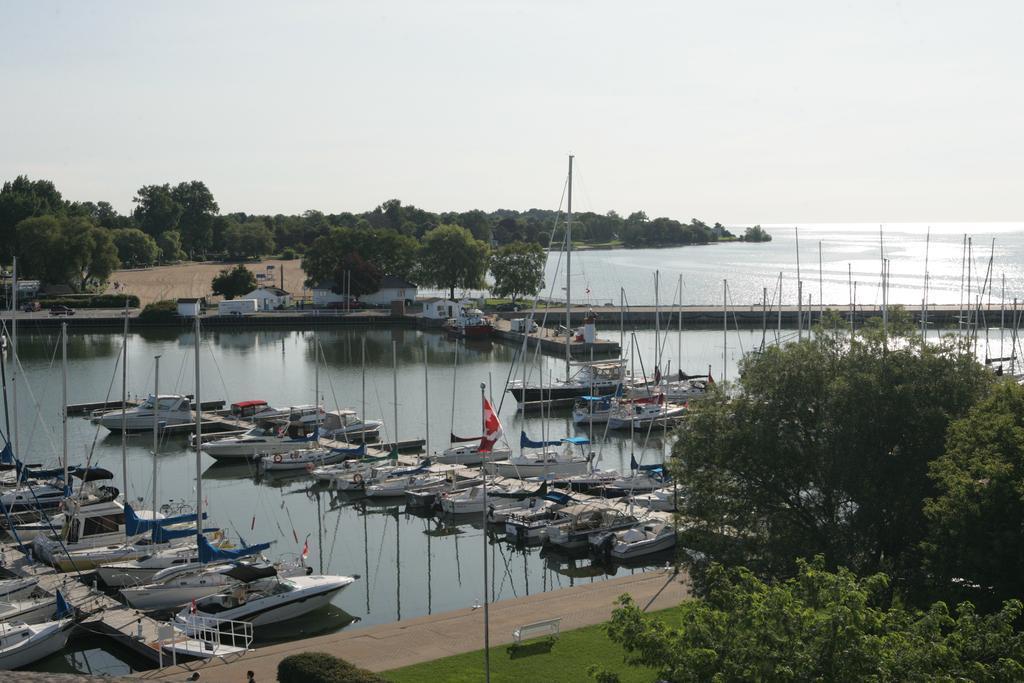 Comfort Inn Cobourg Exteriör bild