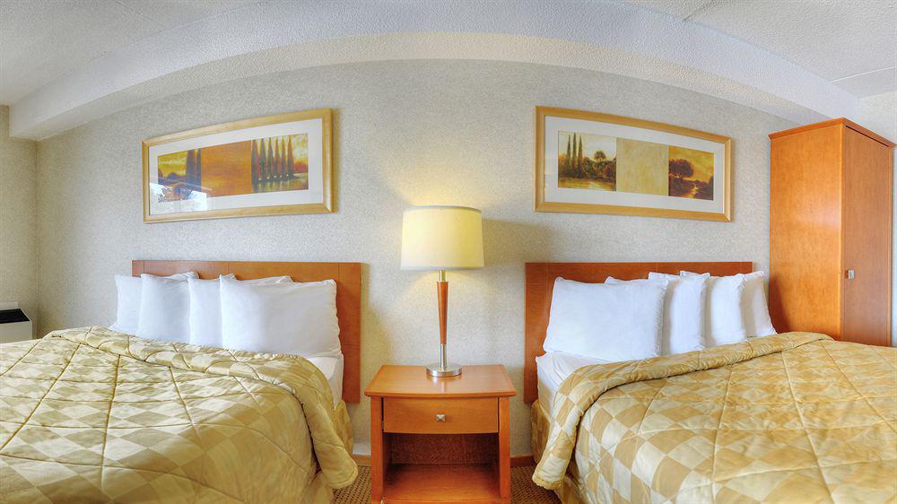 Comfort Inn Cobourg Exteriör bild